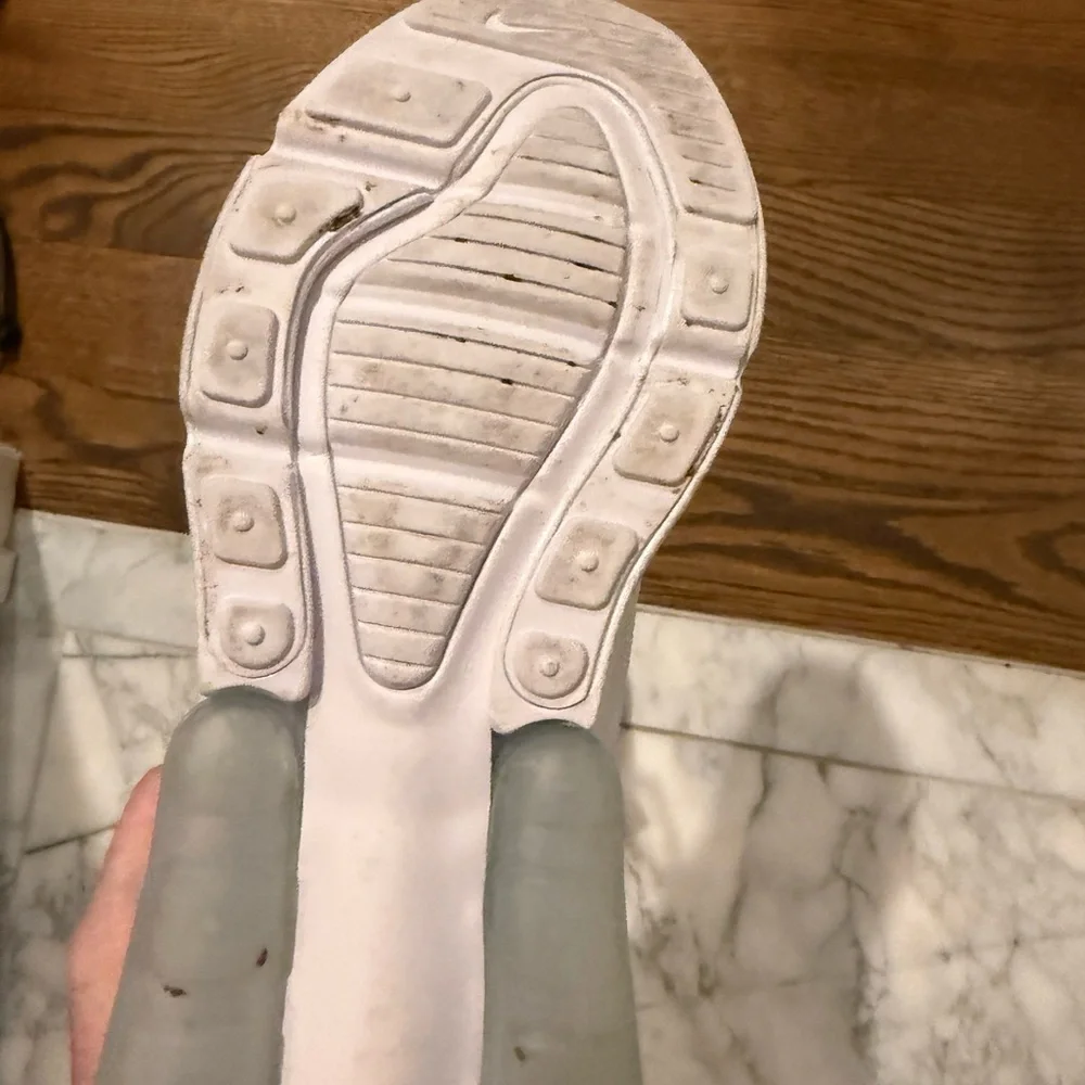 Kids Nike Air Max 270 Size 4
